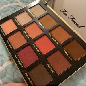 🍑 Too Faced Just Peachy Mattes 🍑